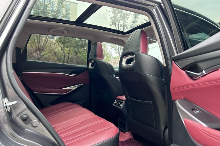 长安CS75 PLUS 2020款 2.0T 自动旗舰型中控内饰7005