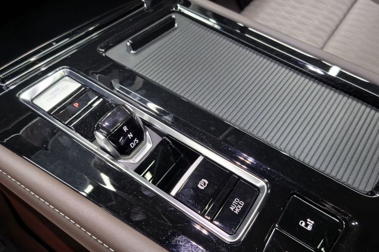 大众 威然 2024款 330TSI 商务版车身外观6005