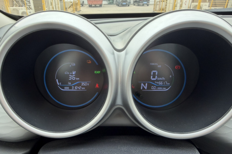 欧拉黑猫 2021款 301km 萌宠版中控内饰15