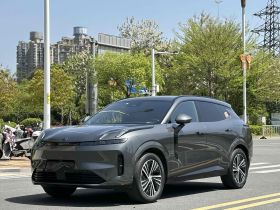 领克08 EM-P 2023款 120km 长续航Pro