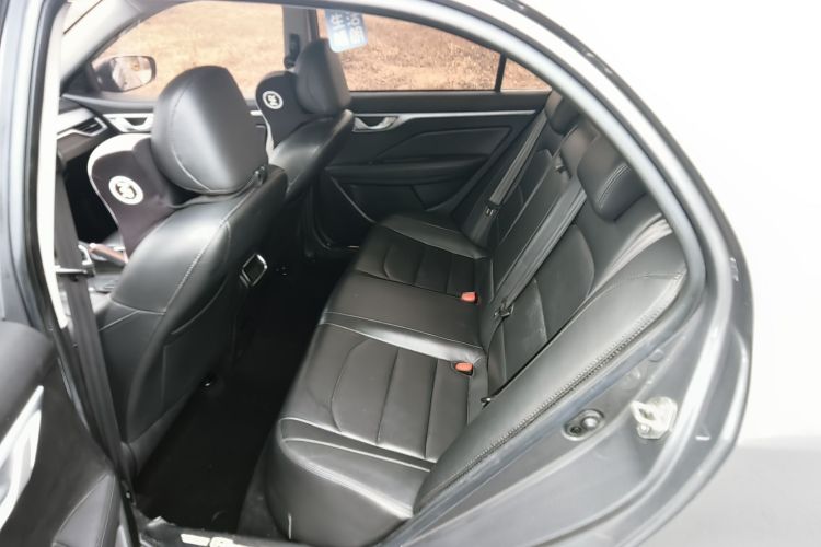 吉利汽车 远景 2020款 1.5L 手动亚运版中控内饰7003