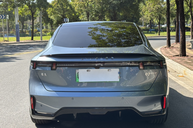领克07 2024款 EM-P 126长续航 Ultra车身外观6002