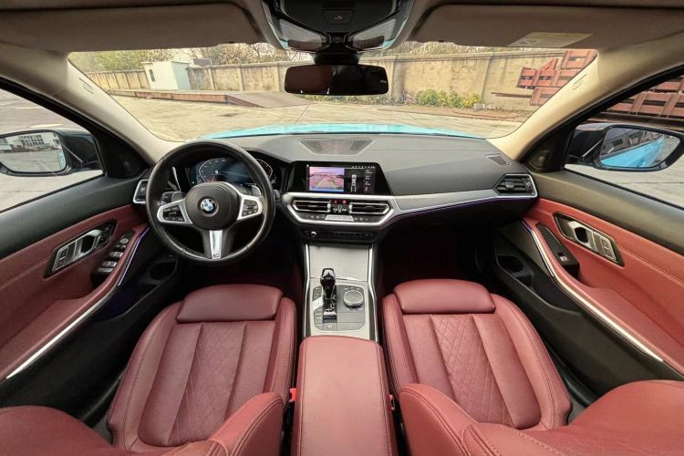 宝马3系 2022款 325Li M运动曜夜套装中控内饰7001