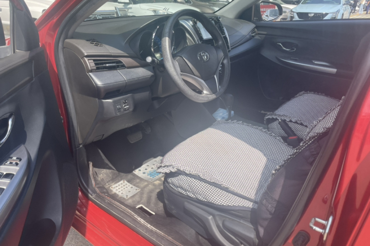 丰田 YARiS L 致炫 2015款 1.5E 自动魅动版中控内饰7005