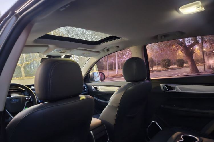 吉利汽车 远景X6 2018款 1.8L 手动4G互联尊贵型局部细节22