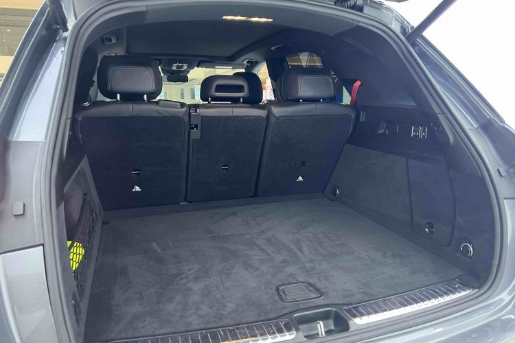 奔驰GLE AMG 2024款 AMG GLE 53 4MATIC+中控内饰7009