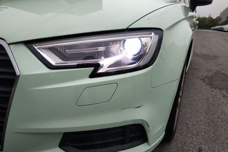 奥迪A3 2018款 30周年年型 Limousine 35 TFSI 进取型局部细节36