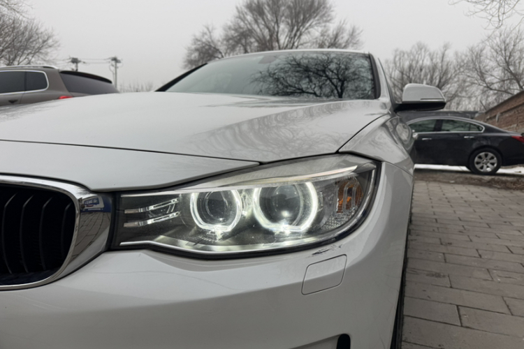 宝马3系GT 2014款 320i 领先型车身外观6008