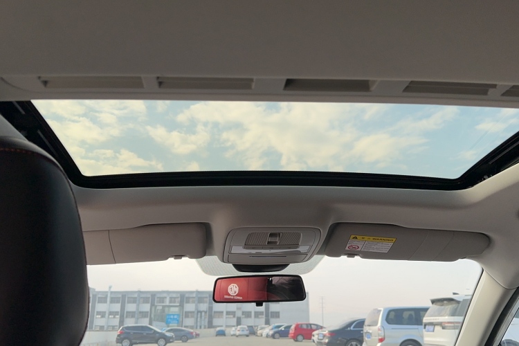 名爵 MG5 2023款 180DVVT CVT豪华版局部细节22