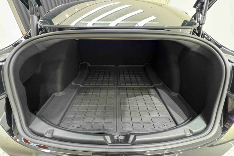 特斯拉 Model 3 2022款 后轮驱动版局部细节23