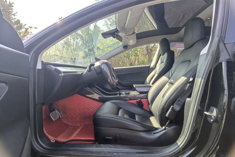 特斯拉 Model 3 2019款 标准续航后驱升级版中控内饰7002