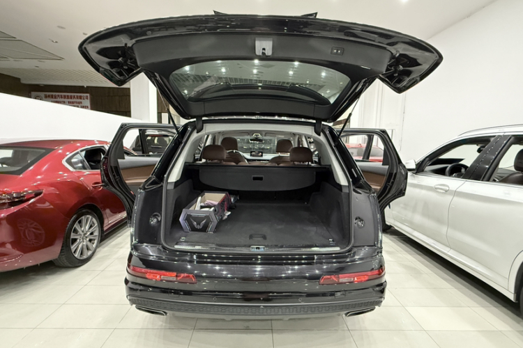 奥迪Q7 2016款 45 TFSI 技术型局部细节23