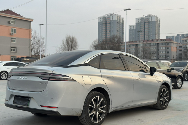 埃安 AION S Plus 2022款 80 智驾版车身外观6003