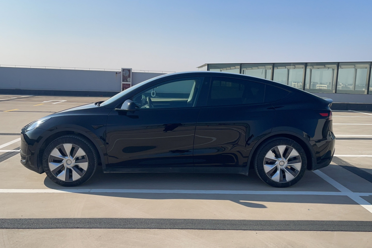 特斯拉 Model Y 2022款 改款 后轮驱动版车身外观6005