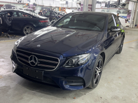 奔驰E级 2017款 E 200 运动型 4MATIC