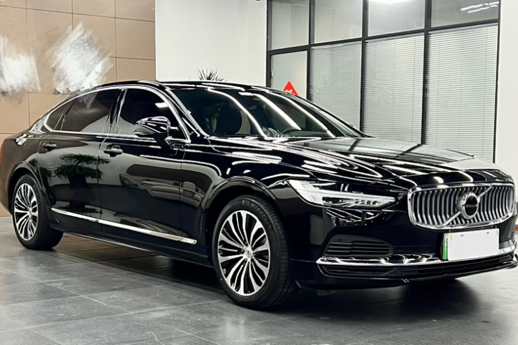 沃尔沃S90新能源 2024款 插电式混动 四驱长续航智逸豪华版车身外观6001