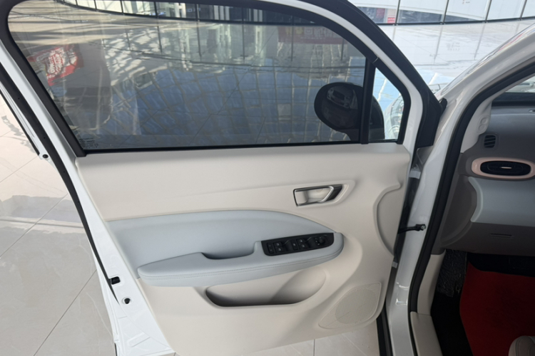 零跑汽车 零跑T03 2024款 403舒享版中控内饰7001