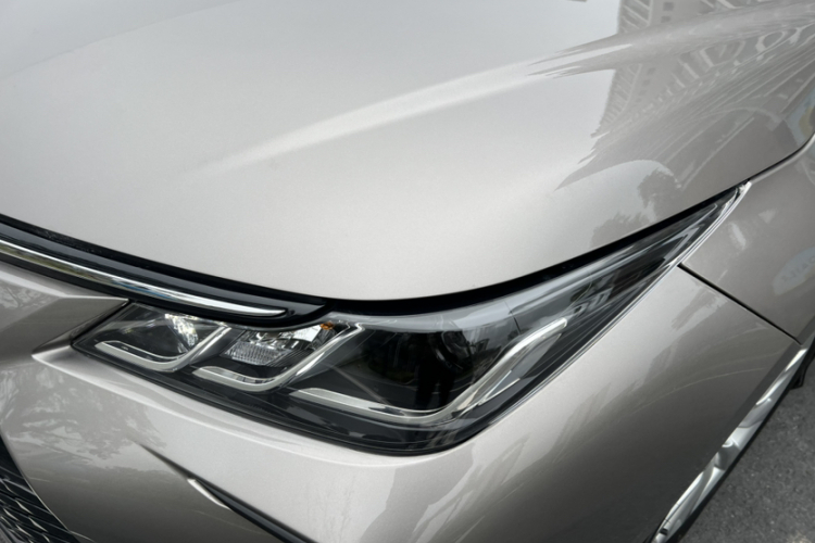 丰田 卡罗拉 2023款 1.8L 智能电混双擎 精英版局部细节36