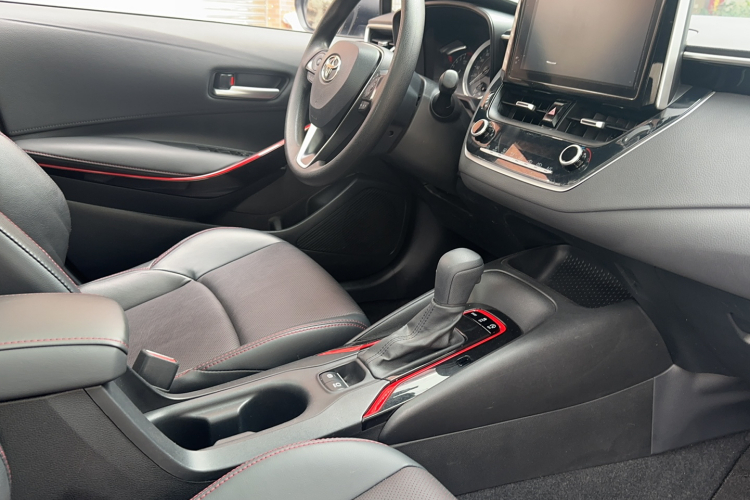 丰田 雷凌 2021款 185T CVT运动版中控内饰7014