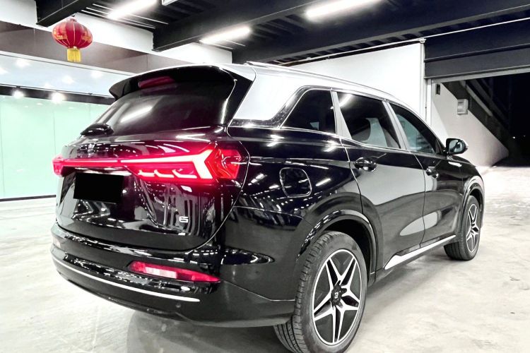 蓝电E5 2024款 荣耀版 100KM臻享型 7座车身外观6005