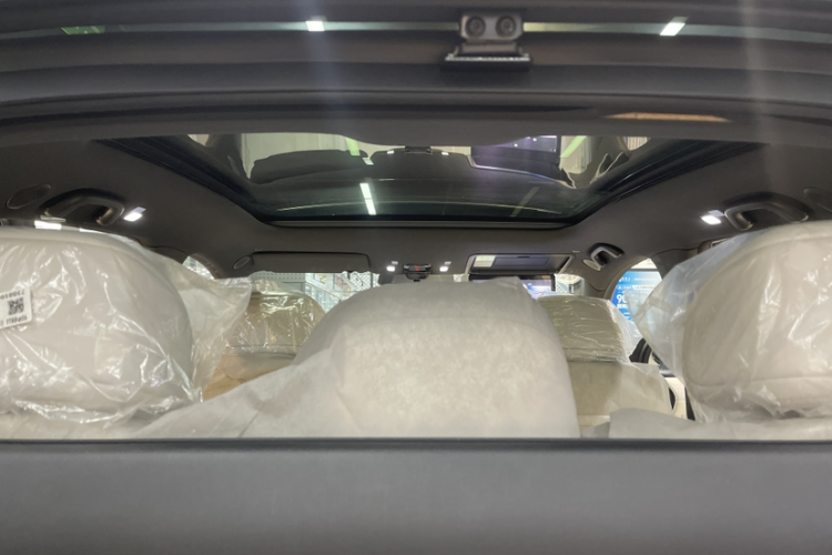 长安启源E07 2025款 纯电 四驱 90kWh Ultra高性能版中控内饰7015