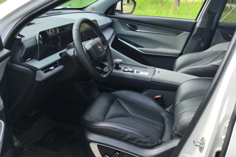 长安CS75 PLUS 2022款 第二代 1.5T 自动领航型中控内饰7006