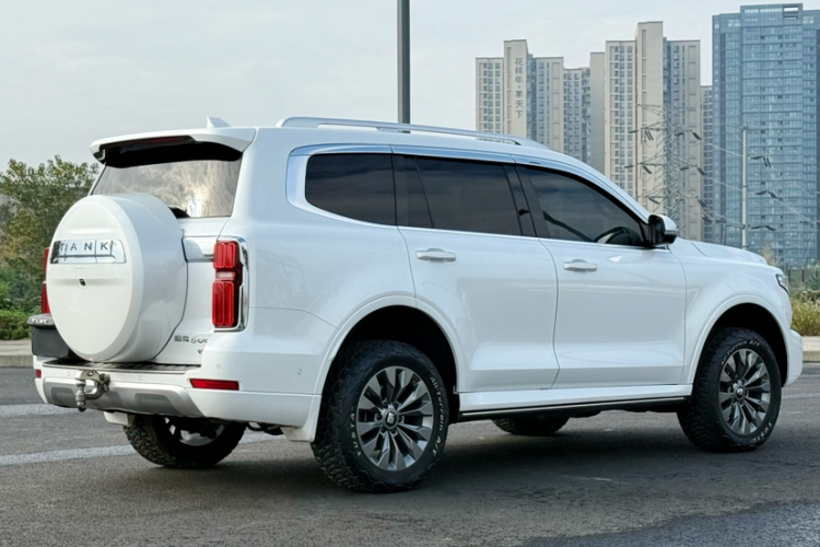 坦克500 2022款 3.0T 运动版 造境型 7座车身外观6006