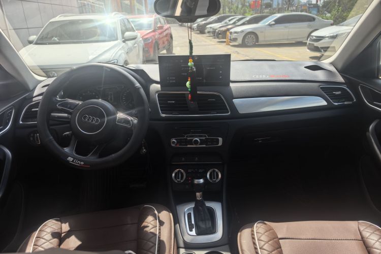 奥迪Q3 2015款 35 TFSI 进取型局部细节18