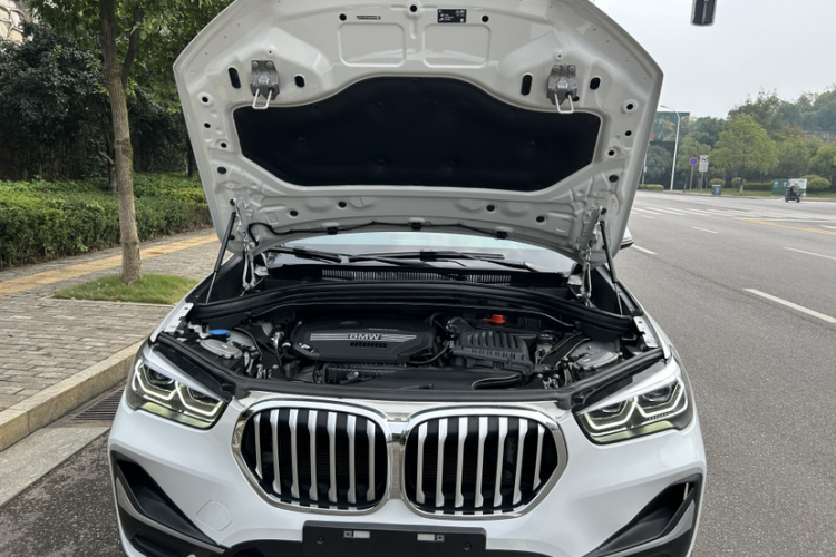 宝马X1 2022款 sDrive20Li 时尚型中控内饰7008