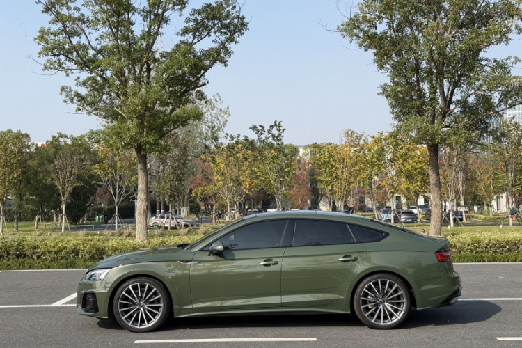 奥迪A5 2023款 Sportback 40 TFSI quattro 豪华动感型车身外观6001