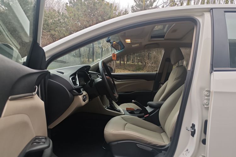 别克 英朗 2016款 18T 双离合精英型中控内饰7002