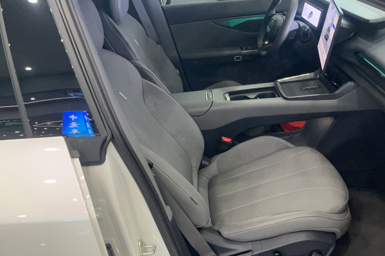 领克07 2024款 EM-P 126长续航 Ultra局部细节41