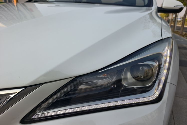 长安 逸动 2019款 高能版 1.6L GDI 自动先锋型 国VI车身外观6003