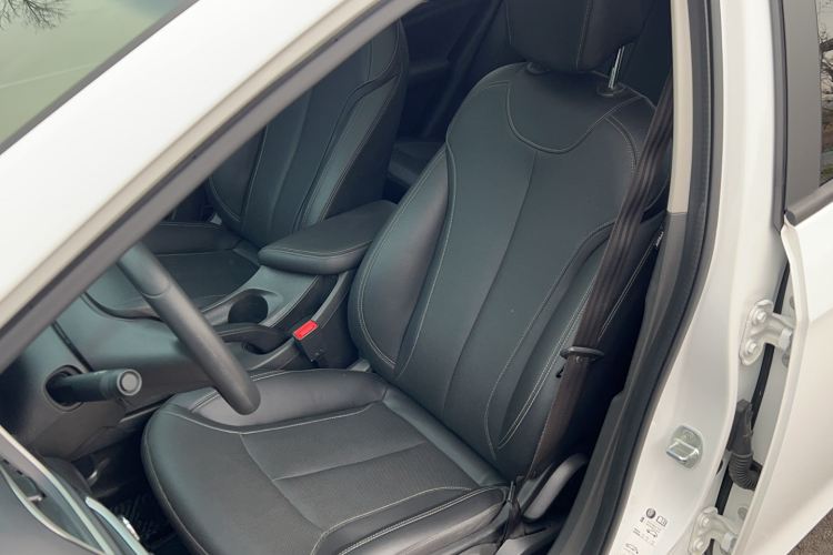 别克 英朗 2021款 改款 典范 1.5L 自动精英型局部细节19