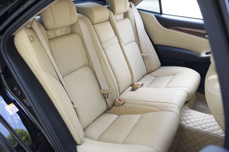 丰田 皇冠 2015款 2.0T 时尚版中控内饰7012