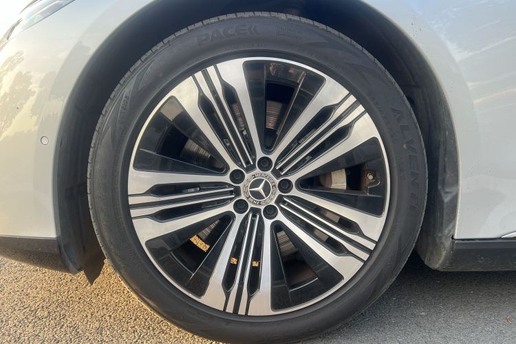 奔驰EQS 2022款 改款 450+ 先锋版车身外观6008