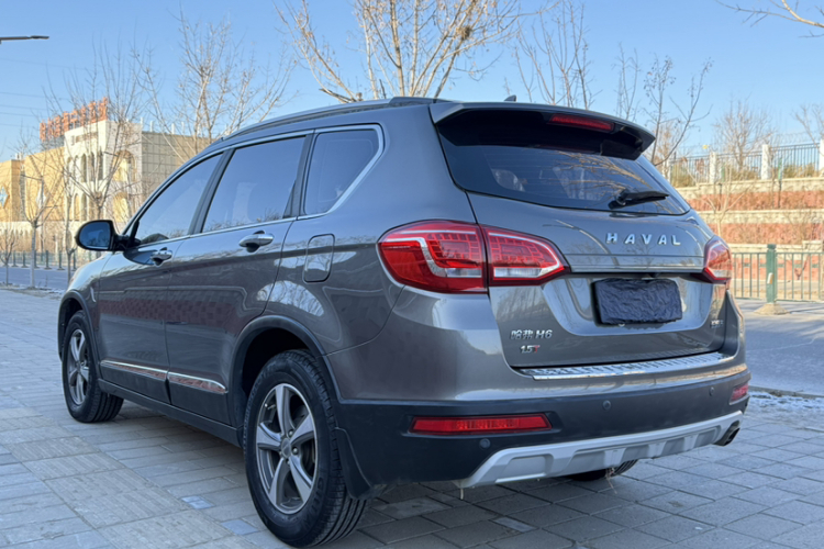 哈弗H6 2017款 红标 运动版 1.5T 手动两驱精英型车身外观6004