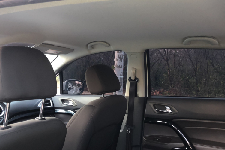 广汽传祺 传祺GS4 2015款 200T 手动舒适版局部细节22