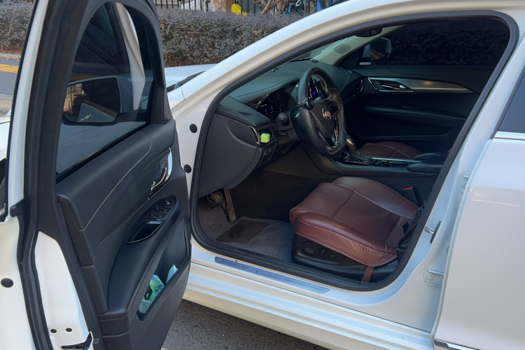 凯迪拉克ATS-L 2014款 25T 舒适型局部细节19