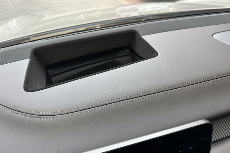 蔚来ET5 2025款 75kWh中控内饰7005