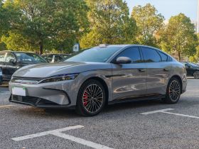 比亚迪 汉 2025款 EV 智驾版 701KM激光雷达尊享型