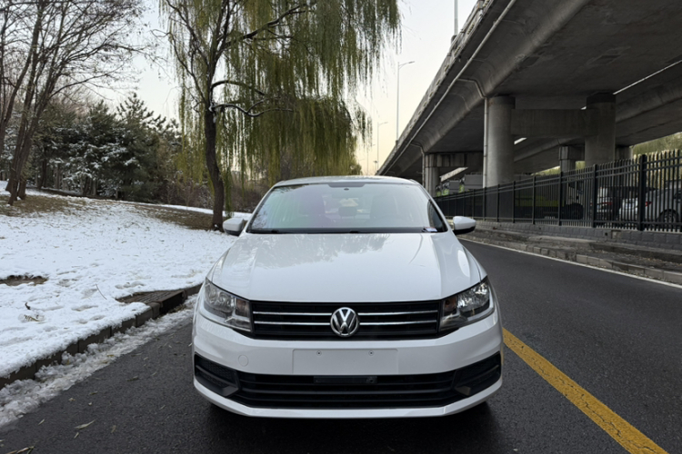 大众 桑塔纳 2019款 1.5L 手动风尚版 国VI车身外观6003