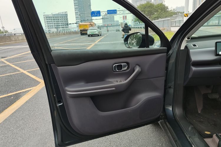 零跑汽车 零跑C10 2024款 210激光雷达版中控内饰7010