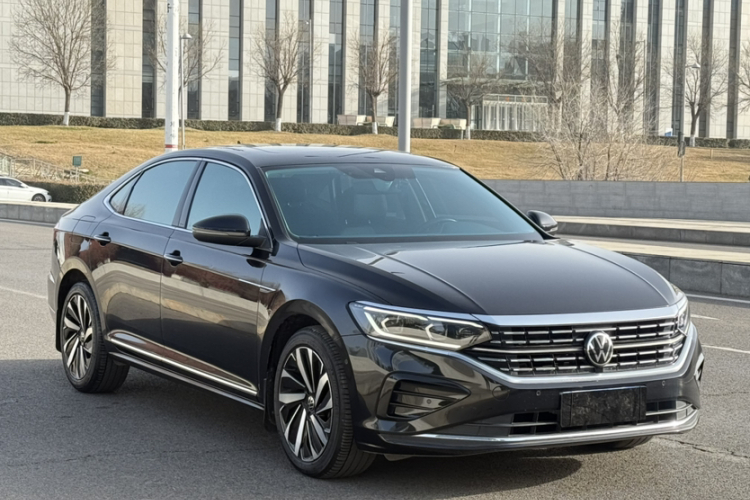 大众 帕萨特 2022款 380TSI 豪华版车身外观6003