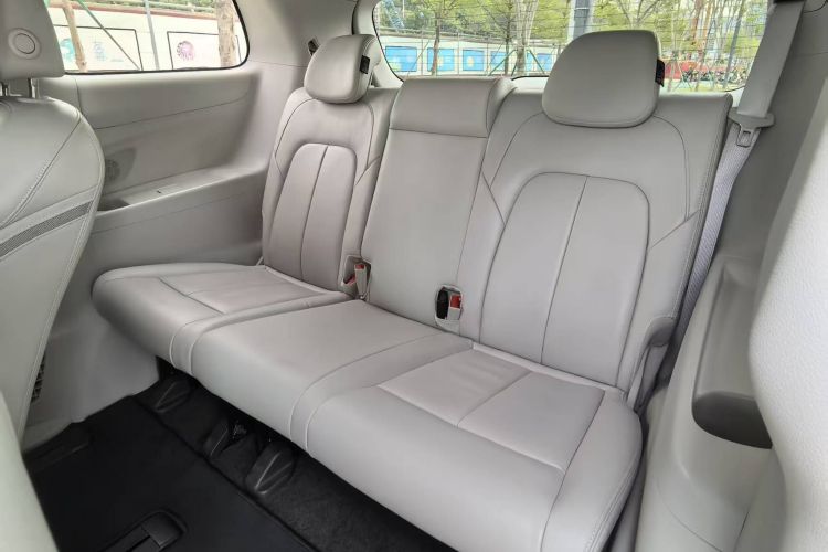 别克GL8 2023款 ES陆尊 尊享型和悦版中控内饰7001