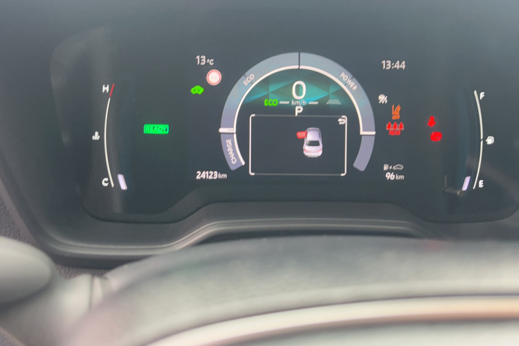 丰田 卡罗拉 2023款 1.8L 智能电混双擎 精英版中控内饰15