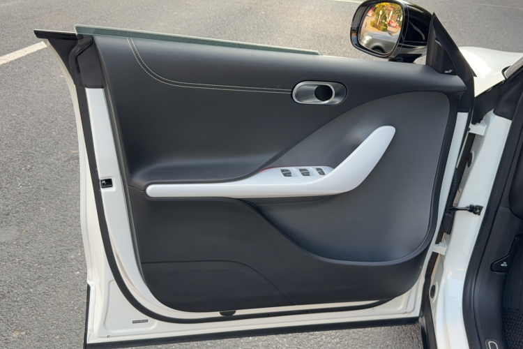 smart精灵#1 2022款 Pulse心动版中控内饰7001