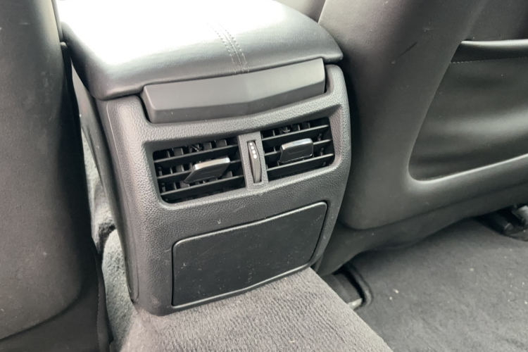 凯迪拉克ATS-L 2016款 28T 时尚型中控内饰7006