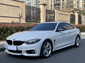 宝马4系 2019款 425i M运动曜夜版