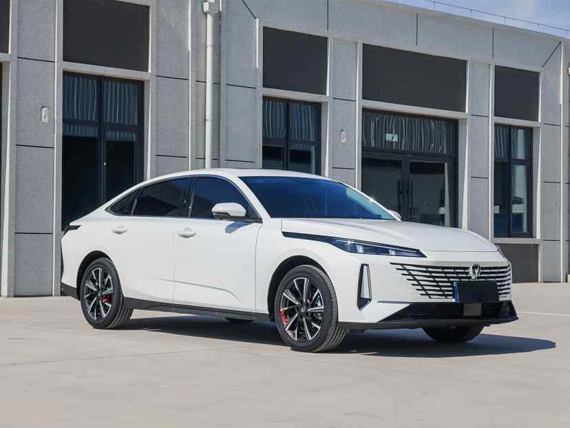 长安 逸动 2025款 蓝鲸 1.5T 500Bar尊贵型(3)